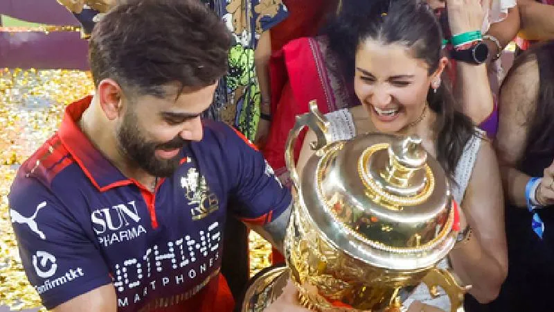 IPL 2026: RCB ने फिर रचा इतिहास, खिताबी जीत के बाद विराट कोहली का भावुक पोस्ट
