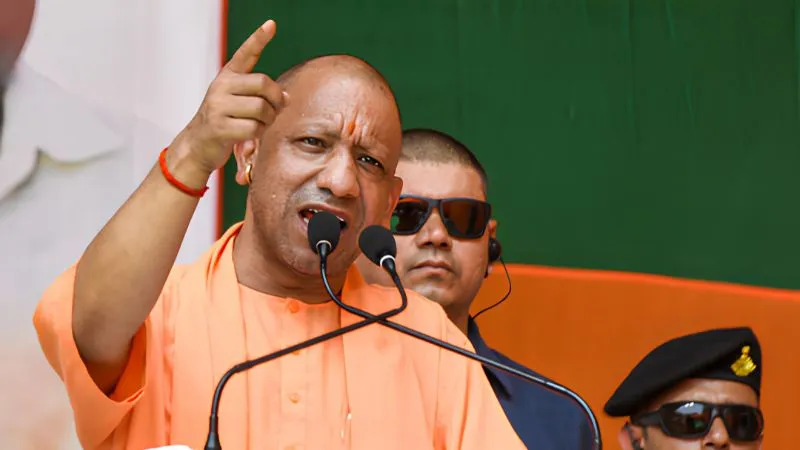 'कोई धर्मशाला नहीं है भारत...', लव जिहाद और धर्मांतरण पर CM योगी की दो टूक, देश विरोधी ताकतों से किया आगाह