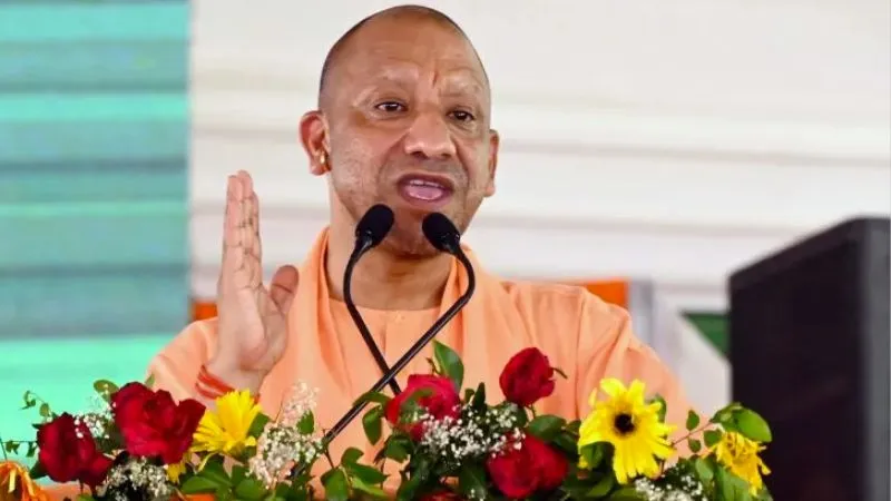 अब घर बनेगा होटल, इनकम होगी दोगनी! UP में 8 कमरों तक के होम स्टे को योगी सरकार की हरी झंडी