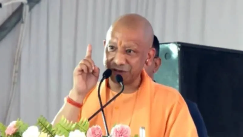 योगी सरकार में कुपोषण के खिलाफ यूपी बना देश का मॉडल, 1.56 करोड़ लोगों तक पहुंच रहा पोषण