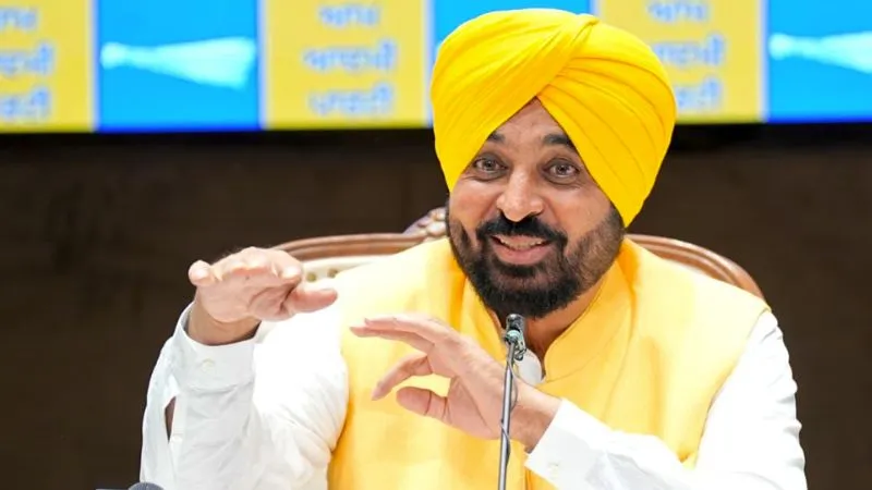 शिक्षा ने बदली पंजाब की पहचान… अकाली राज में 22, कांग्रेस में 27 तो AAP सरकार में बना नंबर-1