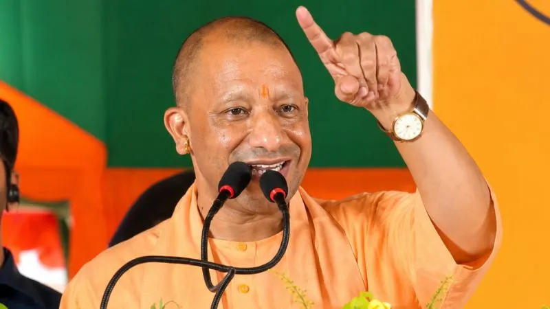 UP में आउटसोर्स व्यवस्था में बड़ा बदलाव करने जा रही योगी सरकार, कर्मियों को मिलेगी बड़ी राहत