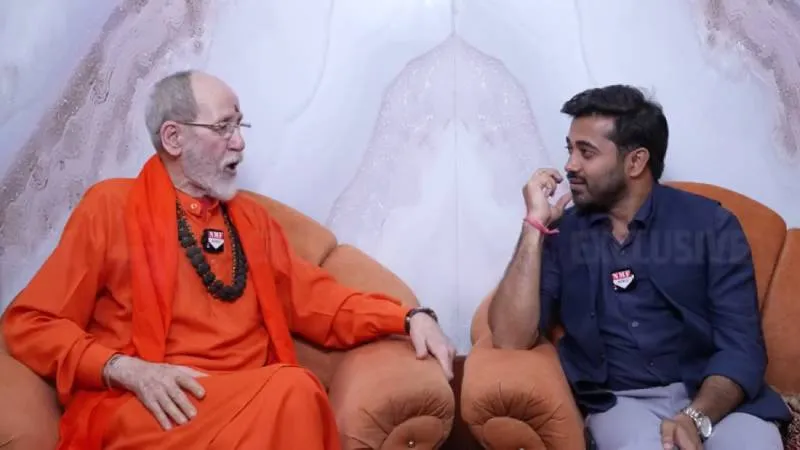 Ajay Singh Bisht ने कैसे छोड़ा घर और बन गये Yogi Adityanath, एक स्वामी ने खोले बड़े राज!