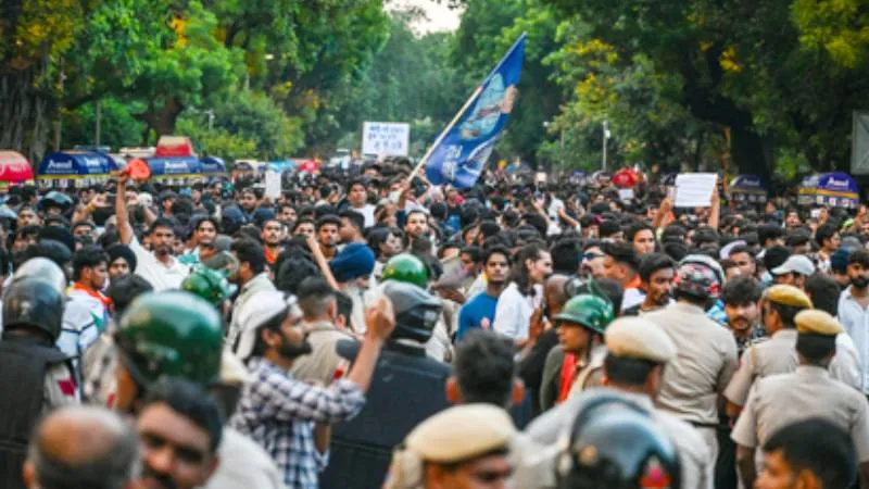 ‘संसद चलो’ मार्च हिंसा की NIA जांच से दिल्ली हाईकोर्ट का इनकार, कहा-एजेंसी तय करना अधिकारियों का काम