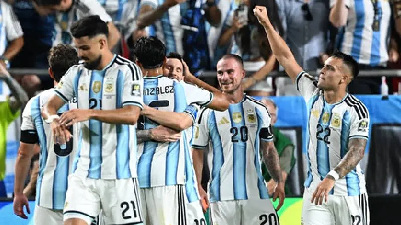 FIFA World Cup 2026: फाइनल के टिकट के लिए भिड़ेंगे इंग्लैंड-अर्जेंटीना, जानें मैच का समय और दोनों टीमों का स्क्वॉड