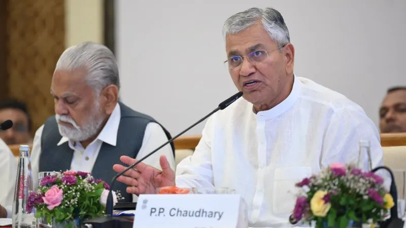 एक देश-एक चुनाव की ओर बढ़े कदम, 2029 में लोकसभा-विधानसभा चुनाव साथ कराने की तैयारी तेज, JPC अध्यक्ष PP चौधरी का बड़ा बयान