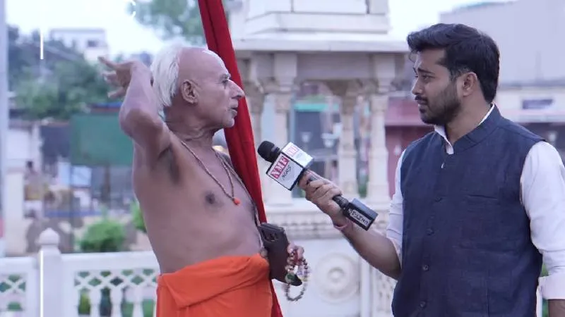 राम मंदिर में मुस्लिम को घुसाने चले ओवैसी को Karpatri Maharaj ने कुरान सुनाकर ललकारा!