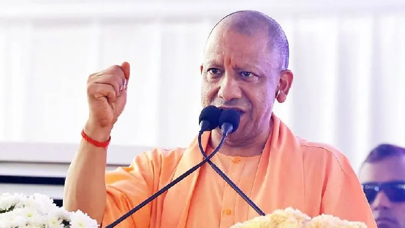 कांवड़ यात्रा में हर श्रद्धालु की सुरक्षा, सुविधा और सम्मान सर्वोच्च प्राथमिकता: CM योगी