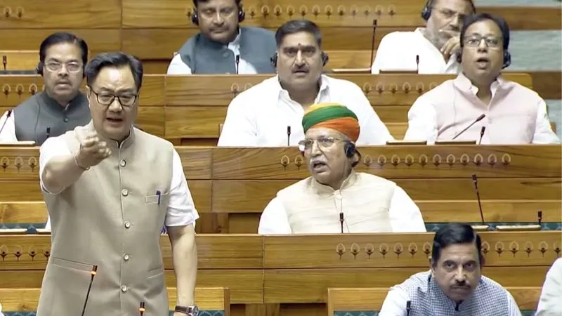 NEET पेपर लीक पर सरकार का बड़ा ऐलान, किरेन रिजिजू बोले- विपक्ष बिना शर्त आए, हर सवाल का देंगे जवाब