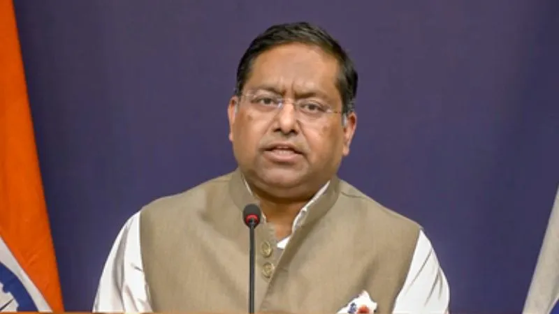 ‘अवैध कब्जे को छिपाने की कोशिश…’ PoK में चुनावों को भारत ने बताया ढोंग, विदेश मंत्रालय ने सुनाई खरी-खरी
