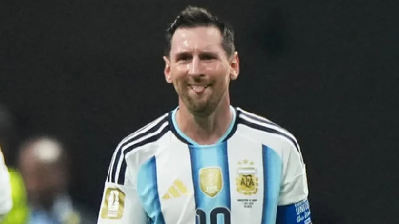 FIFA World Cup 2026: इंग्लैंड को हराकर फाइनल में अर्जेंटीना, मेसी ने बनाया ऐतिहासिक रिकॉर्ड
