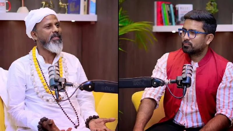 एक ऐसे गुरु जिसके धाम में चलकर आते हैं डॉक्टर, झाड़ से इलाज कर दिखाया चमत्कार!