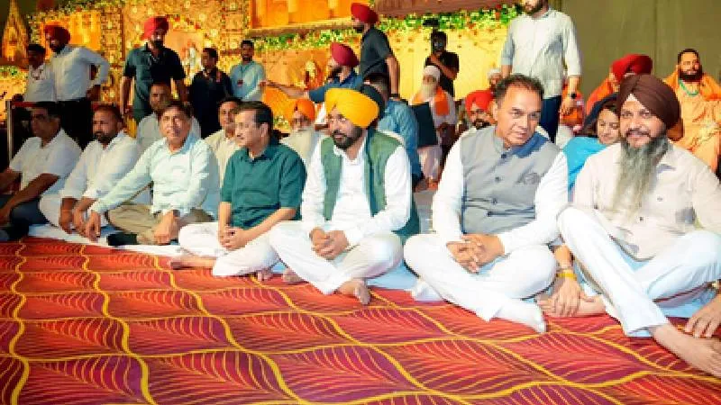 खाटू श्याम से हरिद्वार तक मुफ्त यात्रा, केजरीवाल ने किया बड़ा ऐलान,अगस्त से पंजीकरण