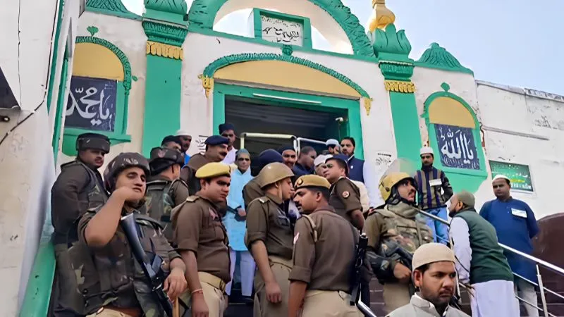 दंगाइयों पर योगी सरकार का बड़ा एक्शन, संभल हिंसा के मुख्य आरोपी मोहम्मद वारिस पर लगा NSA