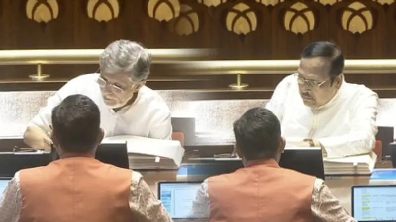 मानसून सत्र के पहले दिन राज्यसभा में नए सांसदों ने ली शपथ, पवन खेड़ा, सुष्मिता देव, सतीश पुनिया समेत कई बड़े नाम शामिल