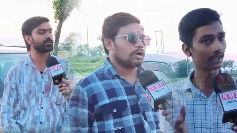 युवाओं ने अखिलेश यादव के आरोपों की निकाल दी हवा! Yogi Govt Ground Report