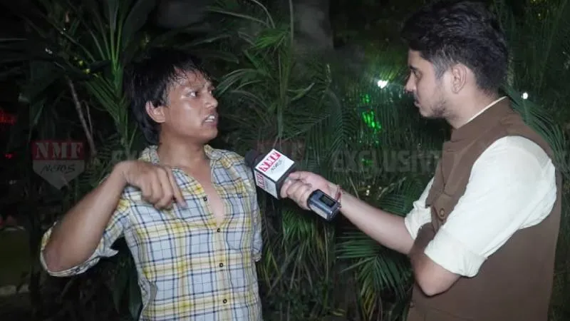 जंतर मंतर पर हुआ बवाल लेकिन फ्लॉप रहा प्रदर्शन ! कॉक्रोच ने ही पोल खोल दी!