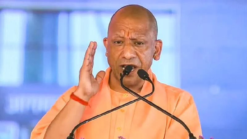 योगी सरकार में गरीब, किसान और महिलाओं तक पहुंचा योजनाओं का लाभ