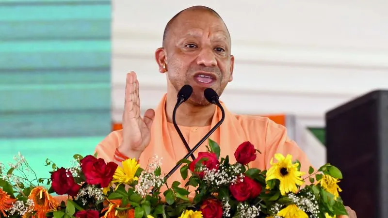 UP में शिक्षा की नई पहल, स्कूल चलो अभियान के दूसरे चरण में 1.32 लाख परिषदीय विद्यालयों में हुआ भव्य प्रवेशोत्सव