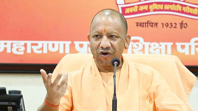 योगी कैबिनेट के बड़े फैसले, दो नए एक्सप्रेसवे को मंजूरी, 50 हजार छात्राओं को मिलेगी स्कूटी, 220 इलेक्ट्रिक बसें खरीदेगी सरकार