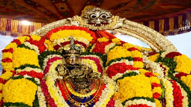 कहां है कपालेश्वर मंदिर, जहां श्राप की वजह से मोर बन गई थी मां पार्वती, इसी स्थल पर किया था तप