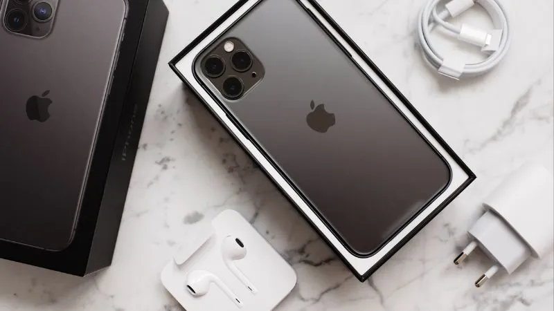 Apple का धमाका! सिर्फ ₹1700 महीने में मिलेगा iPhone, जानिए कैसे?