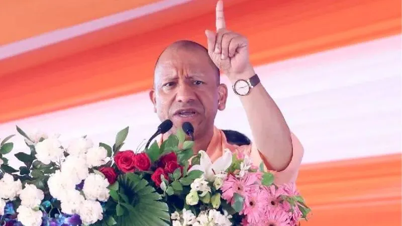 अमृत सरोवर मिशन में यूपी नंबर-1! 19,989 जलाशयों से बदली गांवों की तस्वीर, हरदोई बना UP का अव्वल जिला