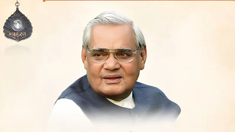 पूर्व प्रधानमंत्री अटल बिहारी की पुण्यतिथि पर PM मोदी समेत दिग्गज नेताओं ने किया नमन, CM योगी- शाह ने कह दी बड़ी बात