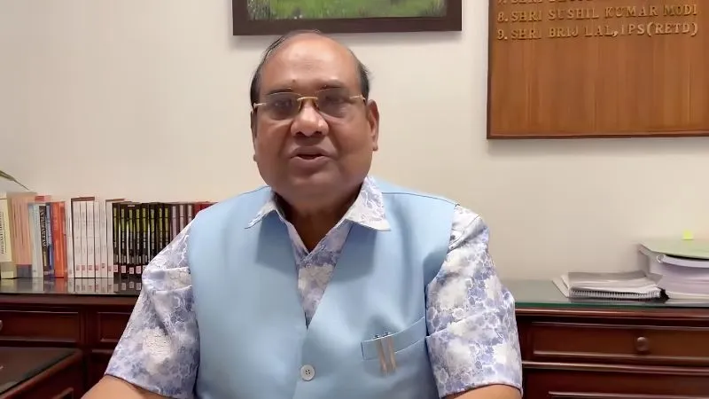 'नकल माफिया को बढ़ावा दिया...', अखिलेश यादव पर BJP सांसद बृजलाल का तगड़ा पलटवार