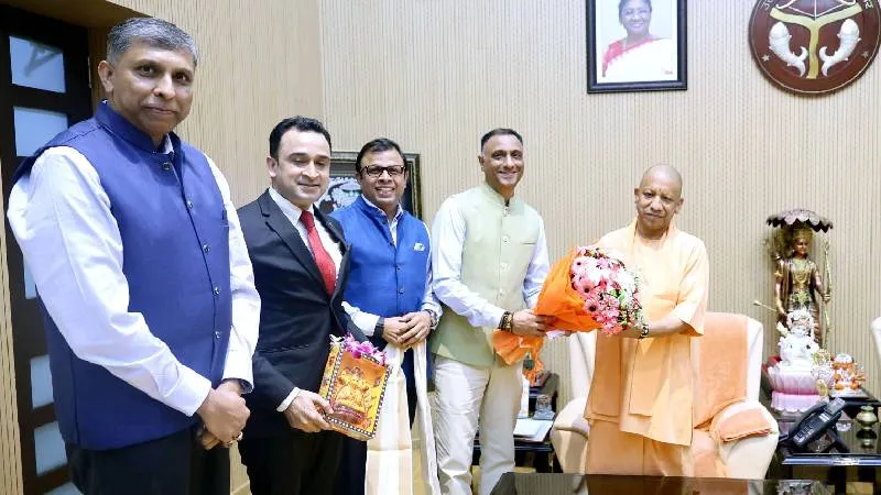 CM योगी से मिले Flipkart के CEO, मुख्यमंत्री के AI विजन और MSME इकोसिस्टम के विस्तार में भागीदार बनेगी कंपनी