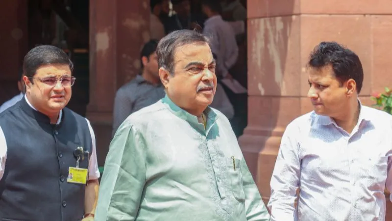 राजनीति से संन्यास लेंगे नितिन गडकरी? ‘नई पीढ़ी’ वाले बयान के बीच खुद दिया जवाब