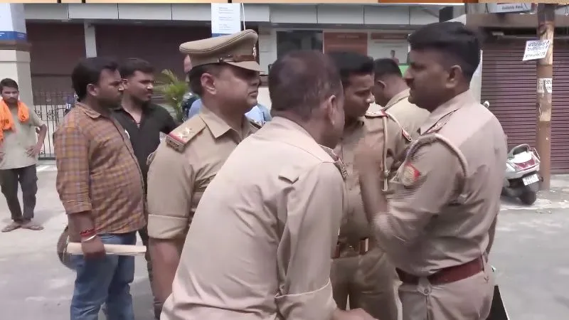 'मानस मुझे जान से मार सकता है...', लखनऊ हत्याकांड में नया खुलासा, 2 दिन पहले भी पत्नी की गाड़ी रोकने पहुंचा था पति