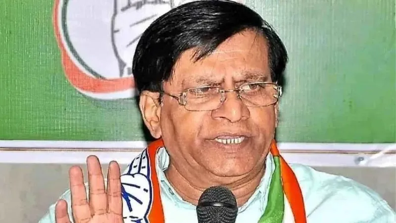 कर्नाटक के शिक्षा मंत्री बसवराज रायरेड्डी ने जताई हज करने की इच्छा, इस्लाम को बताया सबसे महान धर्म, BJP आगबबूला