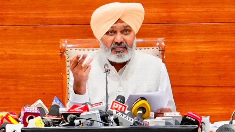 देश में सबसे अधिक वेतनमान देने वाले राज्यों में शामिल पंजाब, कई श्रेणियों में केंद्र सरकार से भी आगे, वित्त मंत्री हरपाल चीमा का दावा