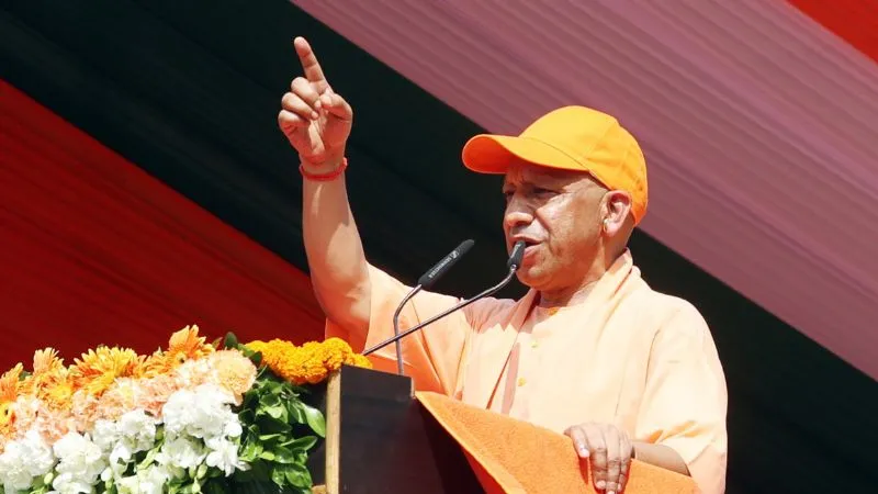 ‘सोशल मीडिया पर भारत के खिलाफ अफवाह फैला रहीं देशविरोधी ताकतें’, काकोरी ट्रेन एक्शन डे पर CM योगी का बड़ा बयान