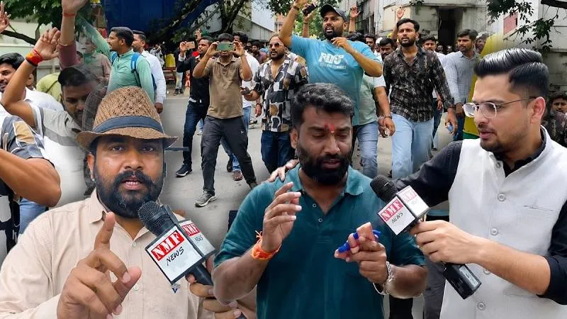 जंतर मंतर पर फूटा सवर्णों का भयंकर गुस्सा, आरक्षण पर धमकी देने वालों पर खूब बरसे!