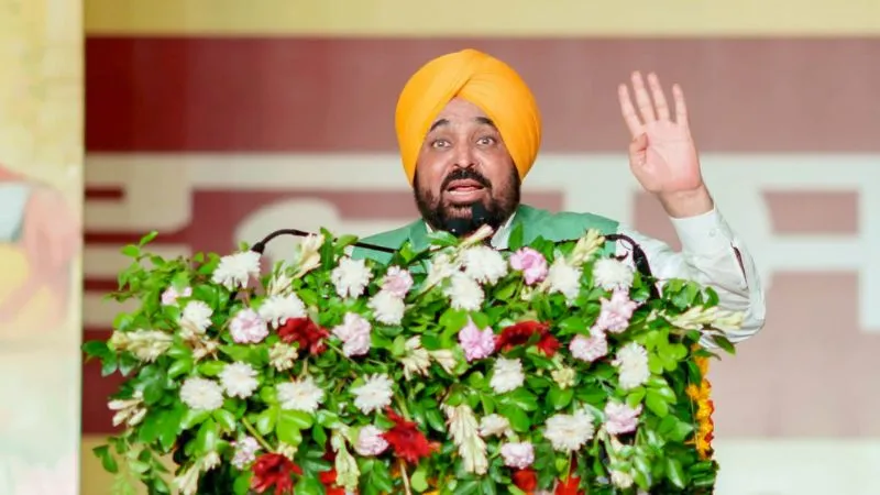 मान सरकार का ‘युद्ध नशेआं विरुद्ध’ अभियान… AAP यूथ विंग ने मोहाली में ‘पंजाब यूथ रन 2026’ का किया आयोजन