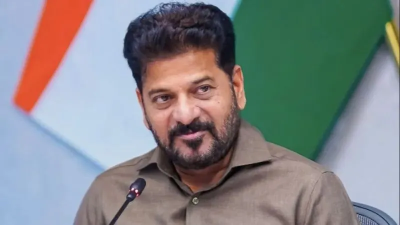 UK से ही वापस लौट आए CM रेवंत रेड्डी, अमेरिका जाने की नहीं मिली इजाजत, विदेश मंत्रालय ने बताई वजह