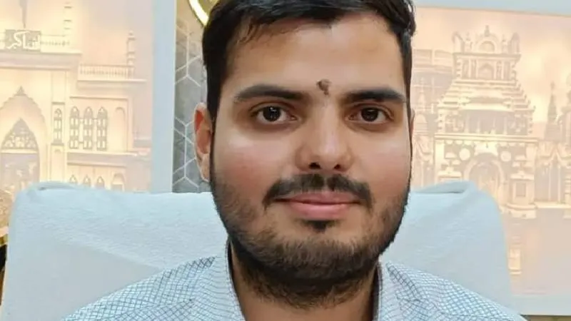 शाश्वत त्रिपुरारी, मुख्य विकास अधिकारी, गोरखपुर