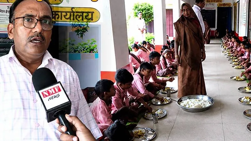 यूपी के स्कूलों में बच्चों को सिर्फ हाई टेक शिक्षा नहीं, अनुशासन और संस्कार भी मिल रहा है