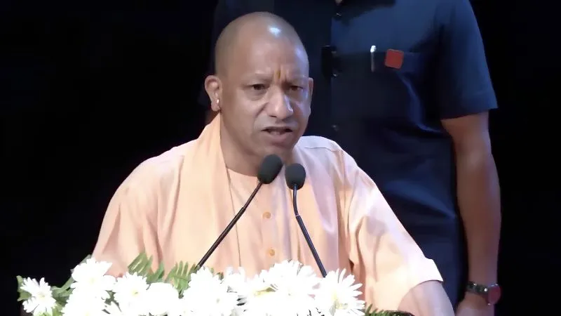 'ये फिर दंगा करवाना चाहते हैं...', शिवपाल के बयान पर CM योगी का करारा जवाब, बोले- सपा की सोच सामने आ गई