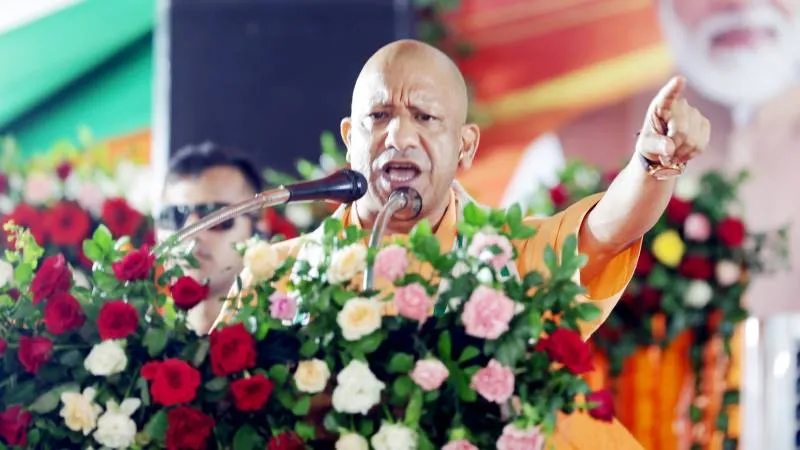 CM योगी के नेतृत्व में गोरखपुर ने रचा इतिहास, नीति आयोग की ABP रैंकिंग में बजा डंका, बांसगांव ब्लॉक बना नंबर वन