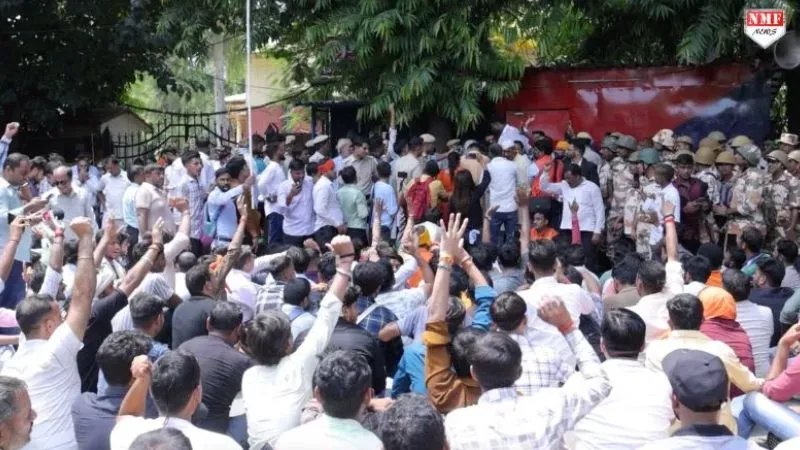 'आपका गुस्सा, उनका कंटेंट', प्रदर्शनकारियों के उकसावे में न आएं पुलिसकर्मी; IB ने दिल्ली पुलिस को दिए नए निर्देश