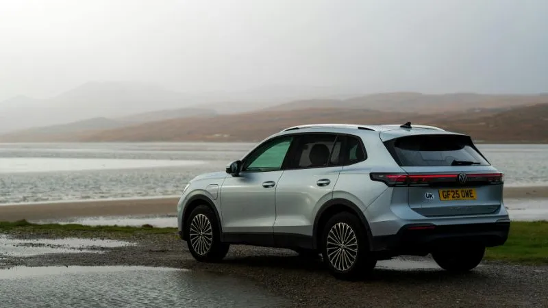 इस SUV ने भारत में पूरे किए 7 साल, कंपनी ने खोला गिफ्ट का पिटारा; 60 हजार तक का फायदा