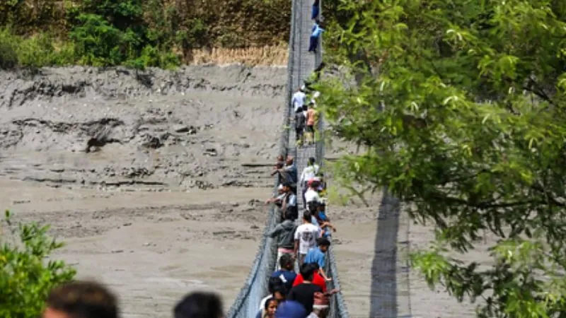Nepal Floods: नेपाल बाढ़ में सद्गुरु के ईशा फाउंडेशन के 77 तीर्थयात्री चीन बॉर्डर से लापता, कोलकाता का 32 सदस्यीय समूह भी गायब