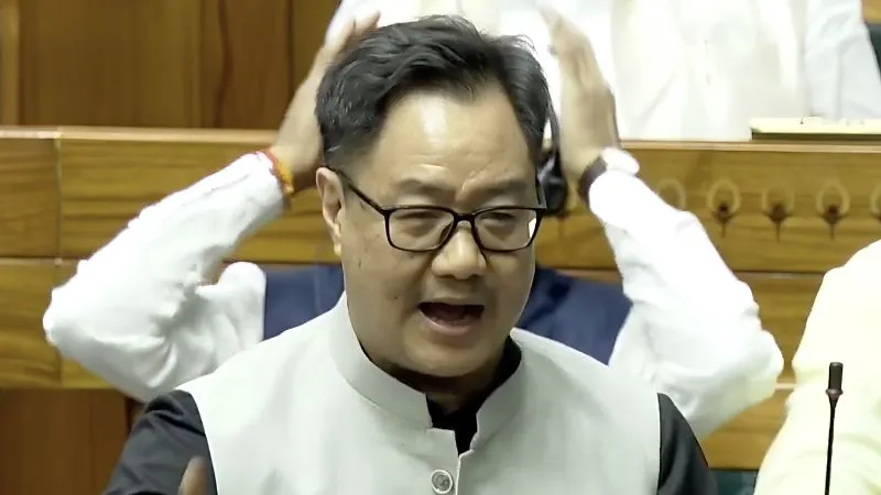 मानसून सत्र में भी अटका FCRA बिल, JPC को भेजा गया विधेयक; विपक्ष के आरोपों पर रिजिजू ने दिया करारा जवाब