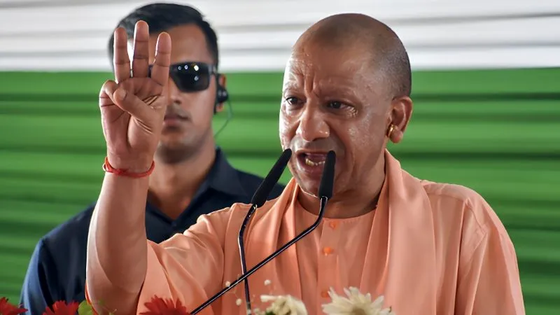 'तारीख पर तारीख अब नहीं चलेगी...',  5 साल पुराने राजस्व मामलों पर CM योगी का बड़ा आदेश