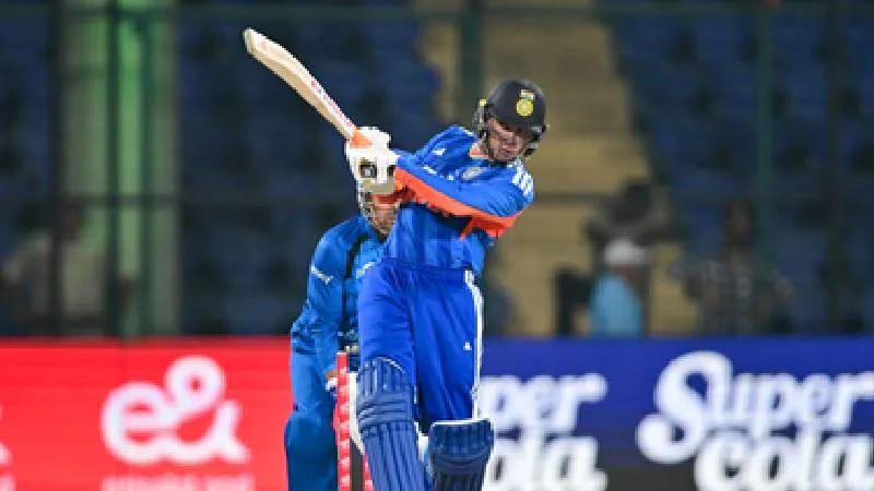 IND vs AFG: तीसरे टी20 में अभिषेक शर्मा के निशाने पर 3 बड़े रिकॉर्ड, रोहित-कोहली से आगे निकलने का मौका
