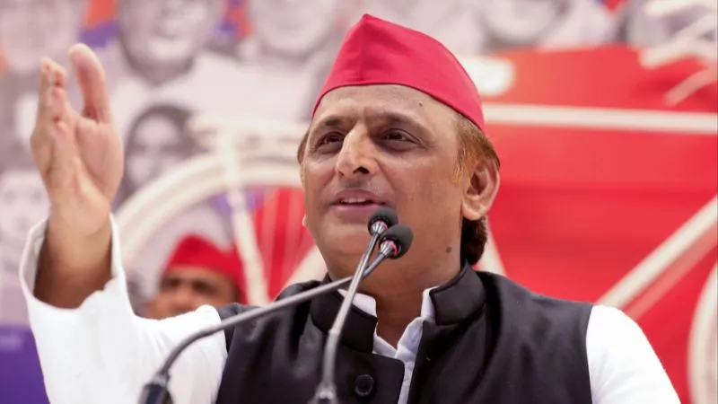 ‘आप लेकर आओगे तो हम रख लेंगे…’, कांग्रेस के बाद अखिलेश ने दिया आकाश आनंद को बड़ा ऑफर! मायावती के फैसले पर क्या कहा?