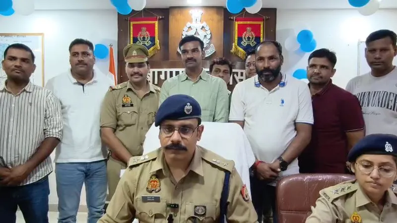 ऑर्डर किया आईफोन, निकला साबुन… बड़े रैकेट का भंडाफोड़, इंस्टाकार्ट कंपनी के गोदाम लूटने वाले 3 मास्टरमाइंड दबोचे गए